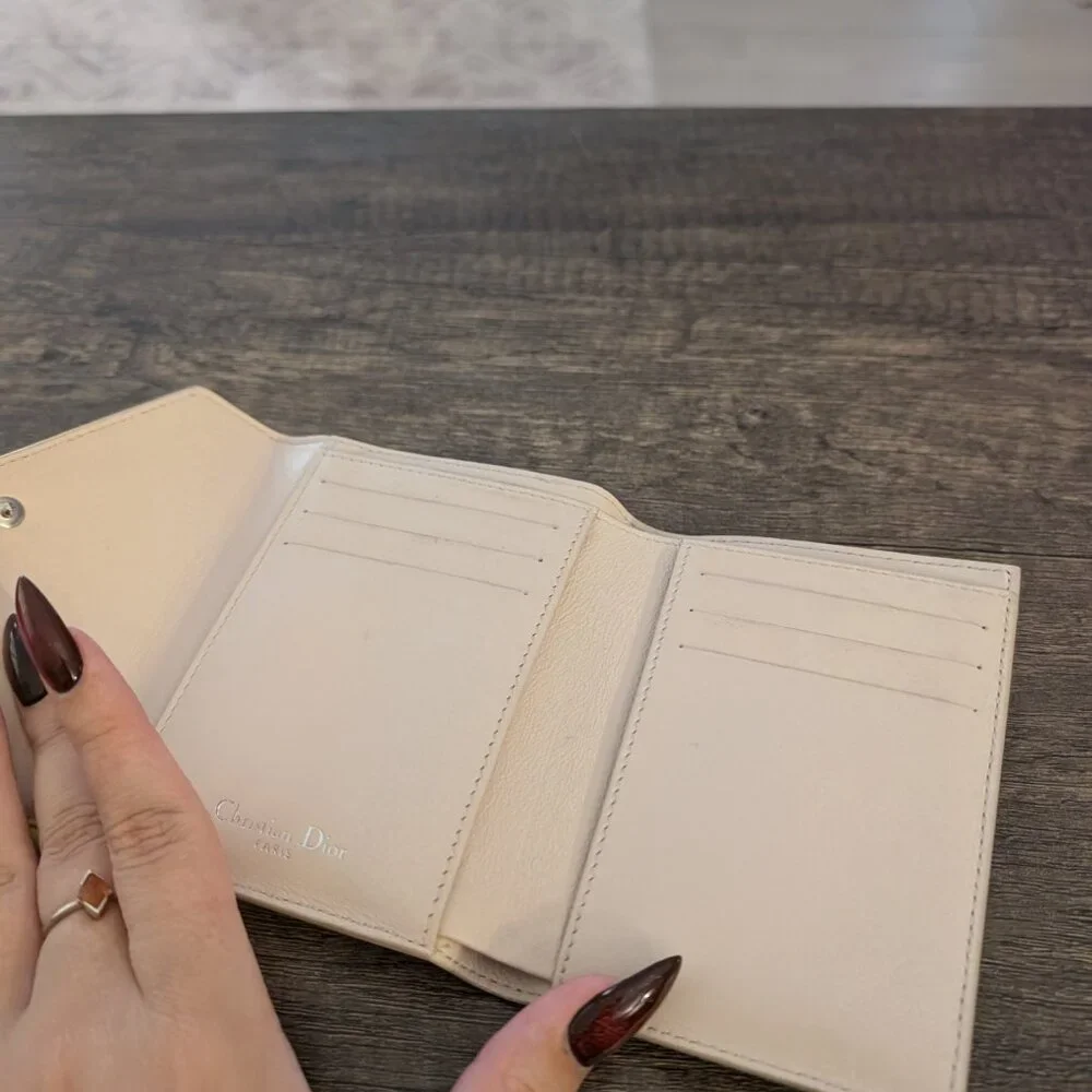 Dior Bullcalf Diorissimo Medium Envelope Wallet Vert Acide
